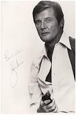Добре се съчетава с дърво Йоркшир Роджър Мур в ролята на Джеймс Бонд 007 Репродукция Автограф, Снимка Снимка на Плакат Печат на формат А4 (черна рамка)